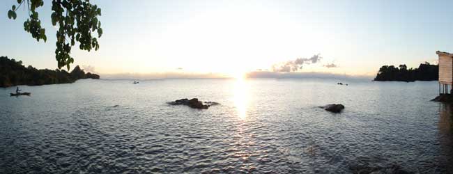 Early morning sunrise over Lake Malawi - Southern Africa's relaxation central!